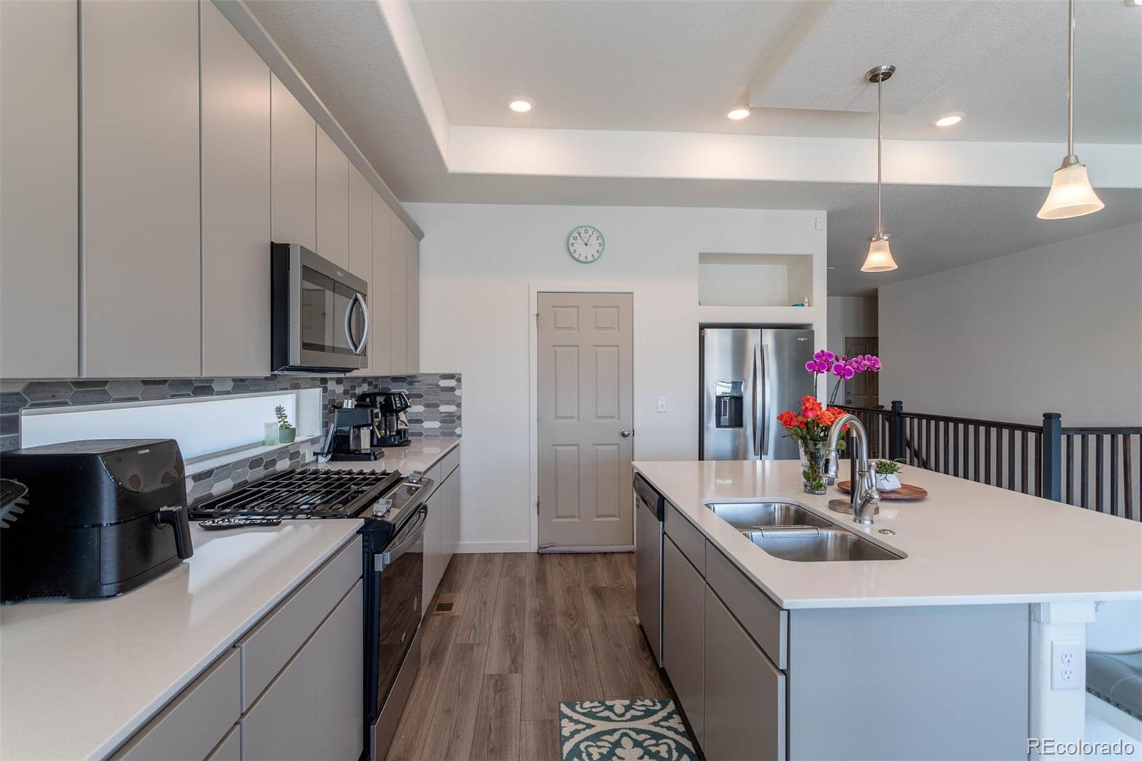 MLS Image #8 for 22028 e 40th drive,aurora, Colorado