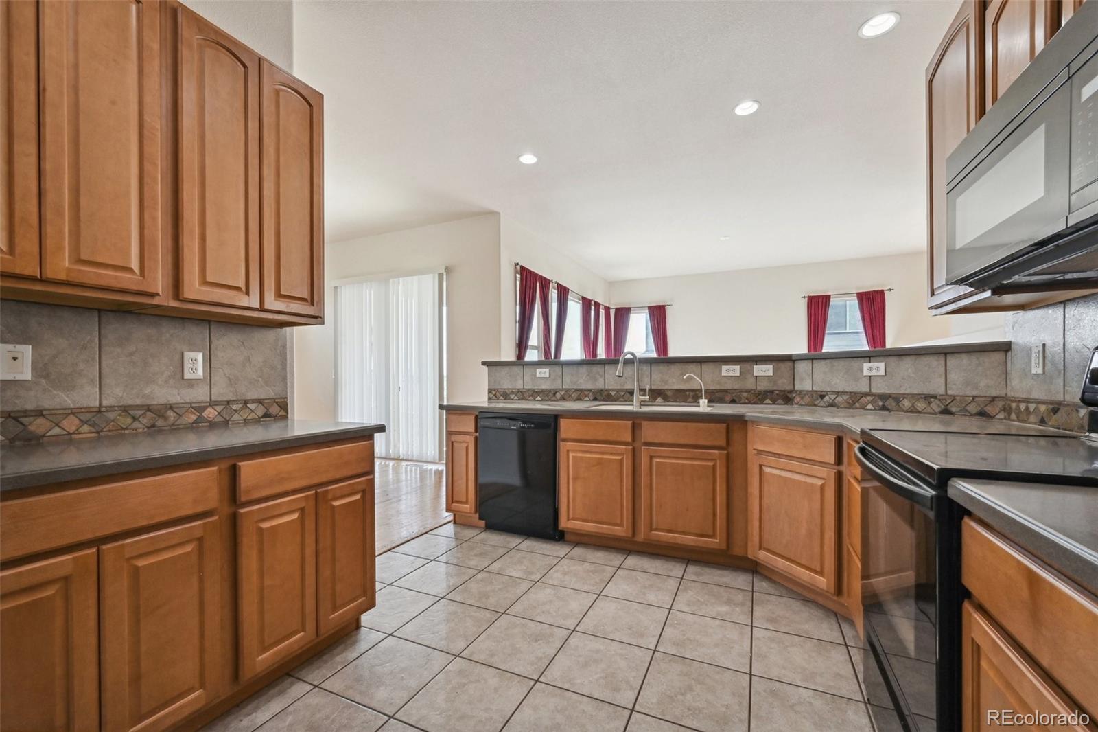 MLS Image #15 for 15738 e 108th avenue,commerce city, Colorado