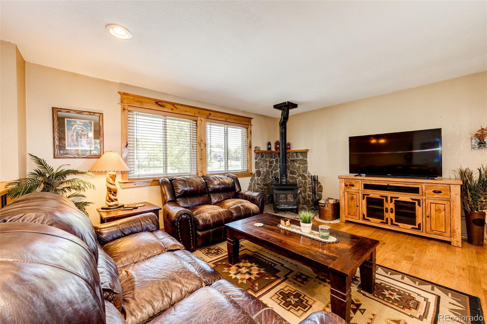 MLS Image #14 for 37653  lark drive,elizabeth, Colorado