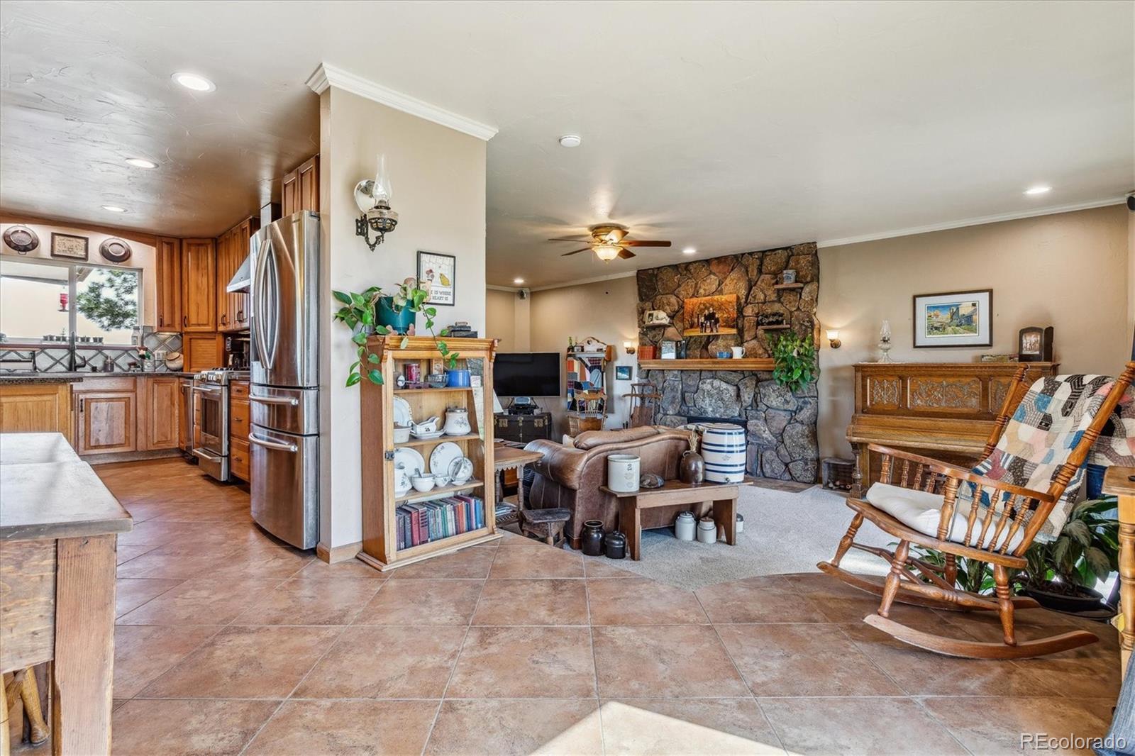 MLS Image #13 for 40121  county road 21 ,elizabeth, Colorado