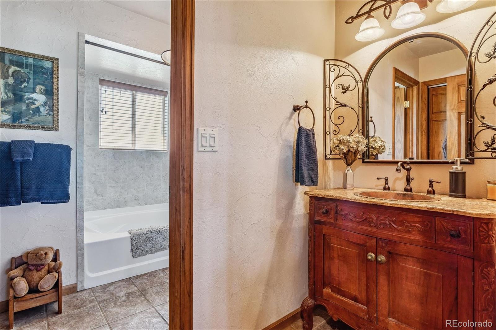 MLS Image #17 for 40121  county road 21 ,elizabeth, Colorado