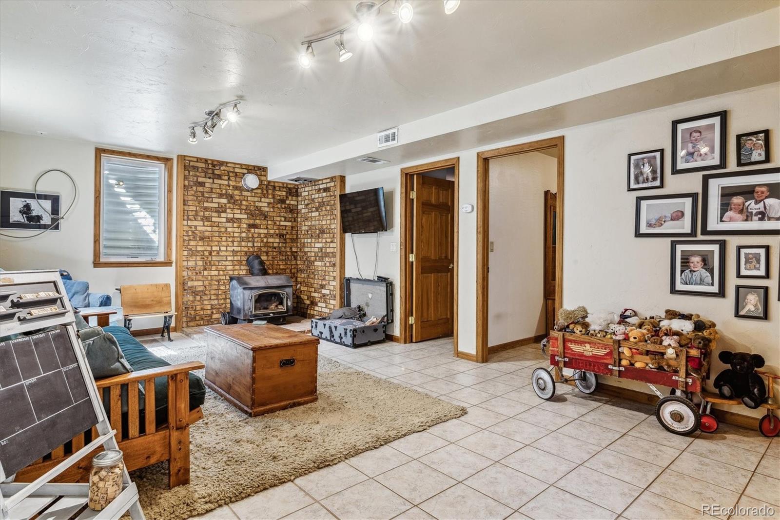 MLS Image #25 for 40121  county road 21 ,elizabeth, Colorado