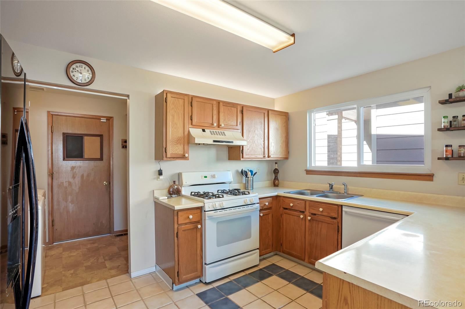 MLS Image #11 for 11585  chase way,westminster, Colorado