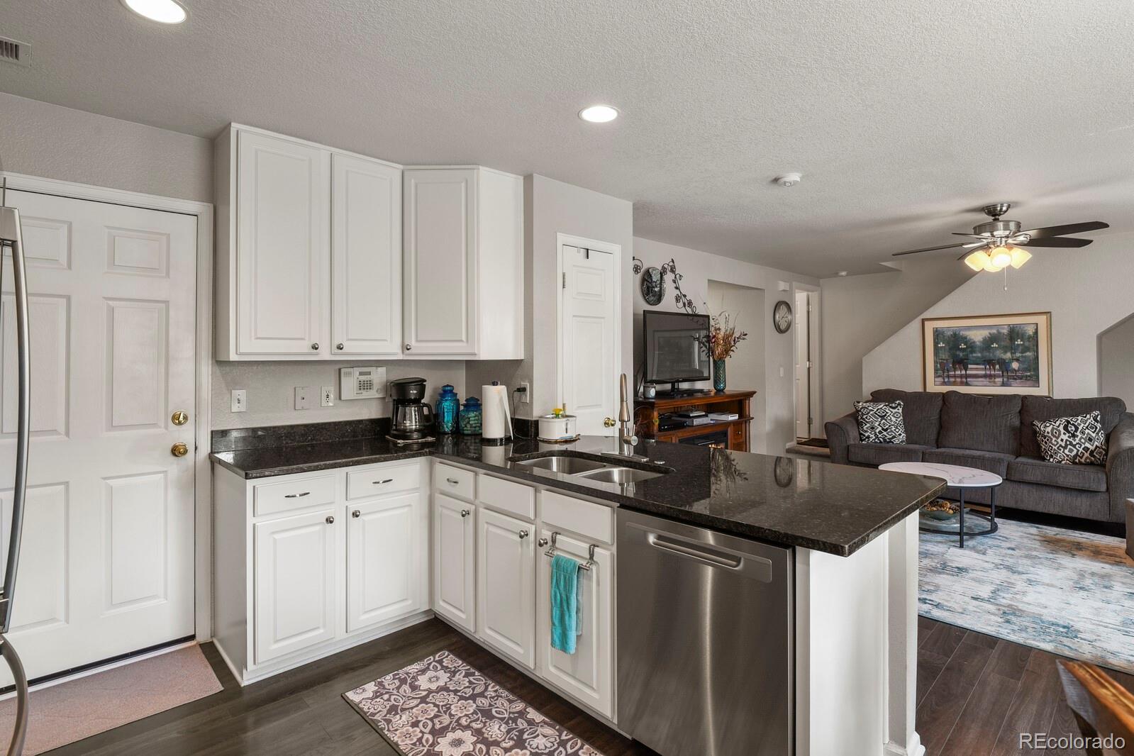 MLS Image #13 for 5457 s quatar court,aurora, Colorado