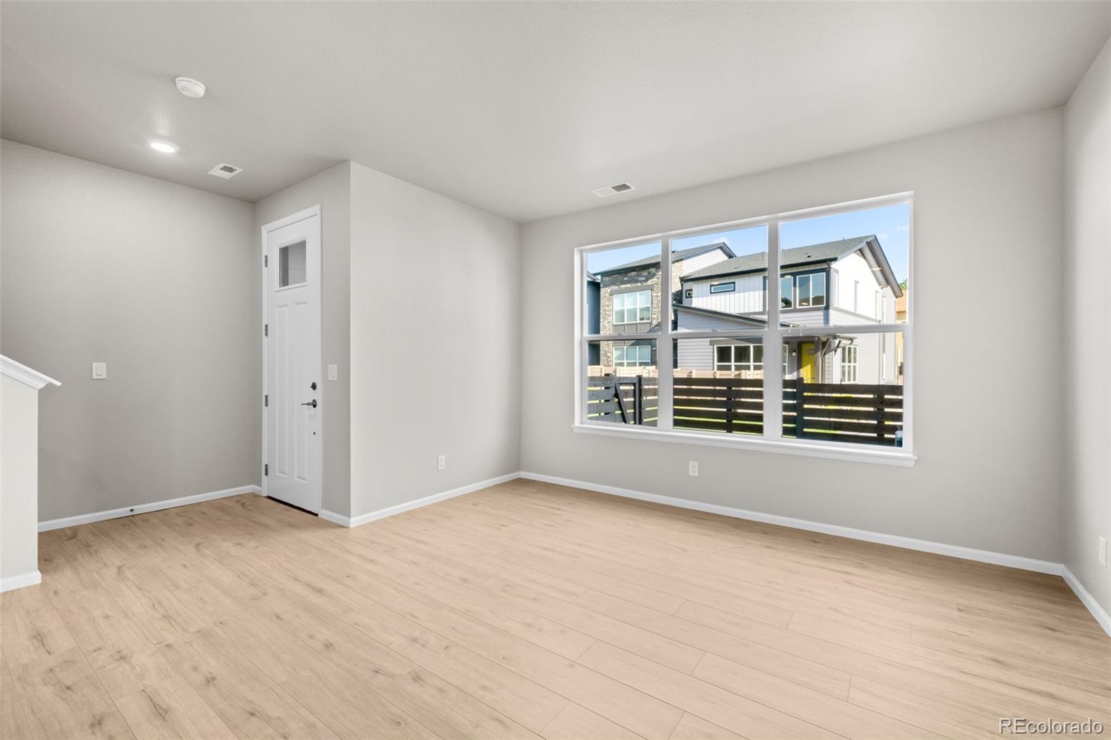 MLS Image #6 for 9445 w 58th circle,arvada, Colorado