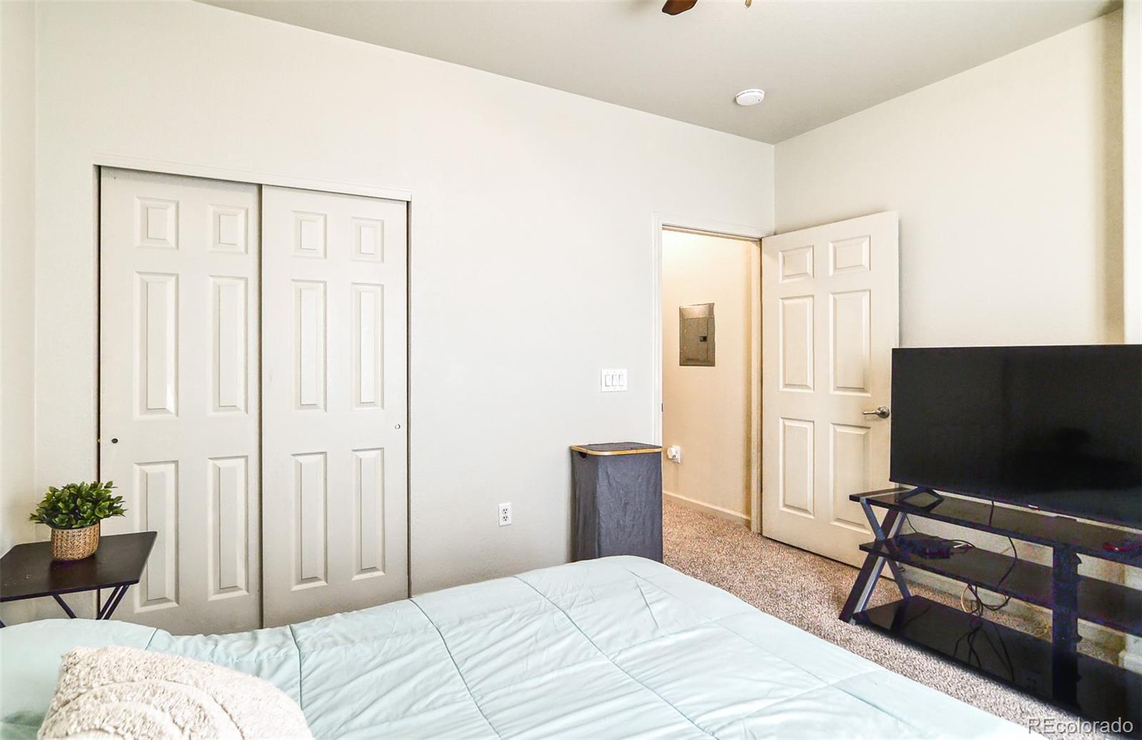 MLS Image #12 for 23400 e 5th drive,aurora, Colorado