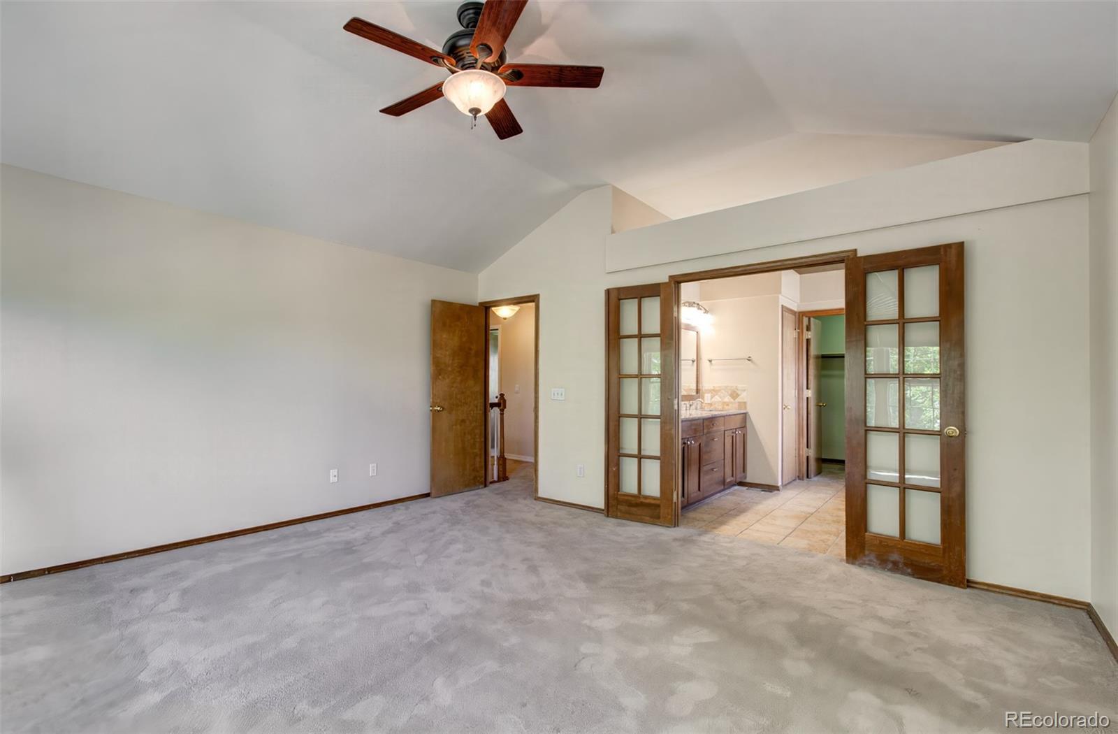 MLS Image #15 for 740  robinglen court,colorado springs, Colorado