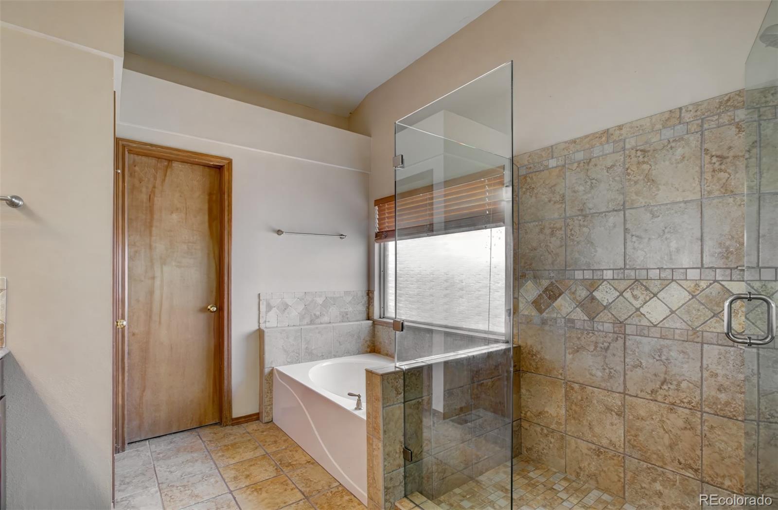 MLS Image #18 for 740  robinglen court,colorado springs, Colorado