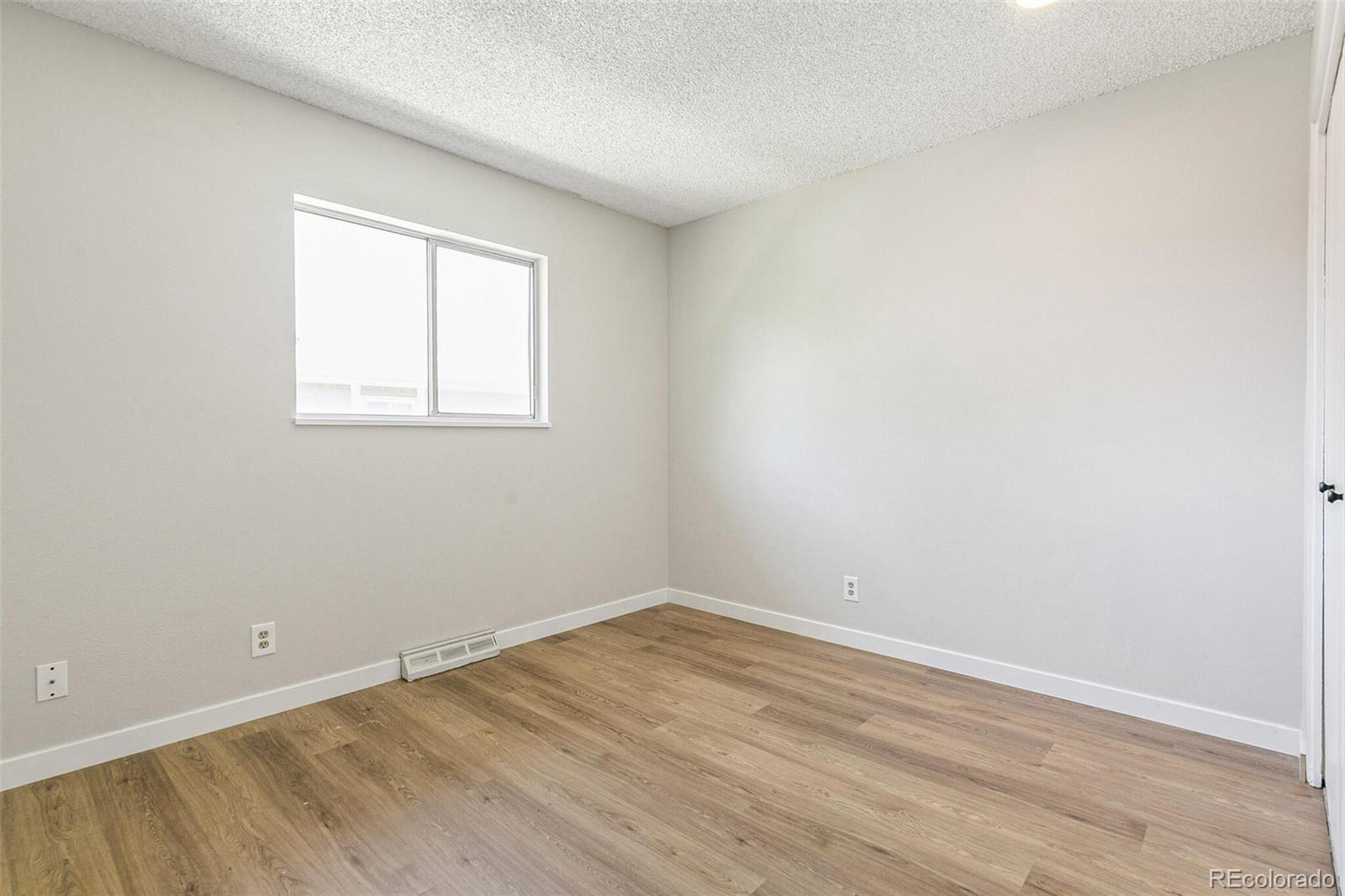 MLS Image #12 for 1250 s monaco street parkway,denver, Colorado