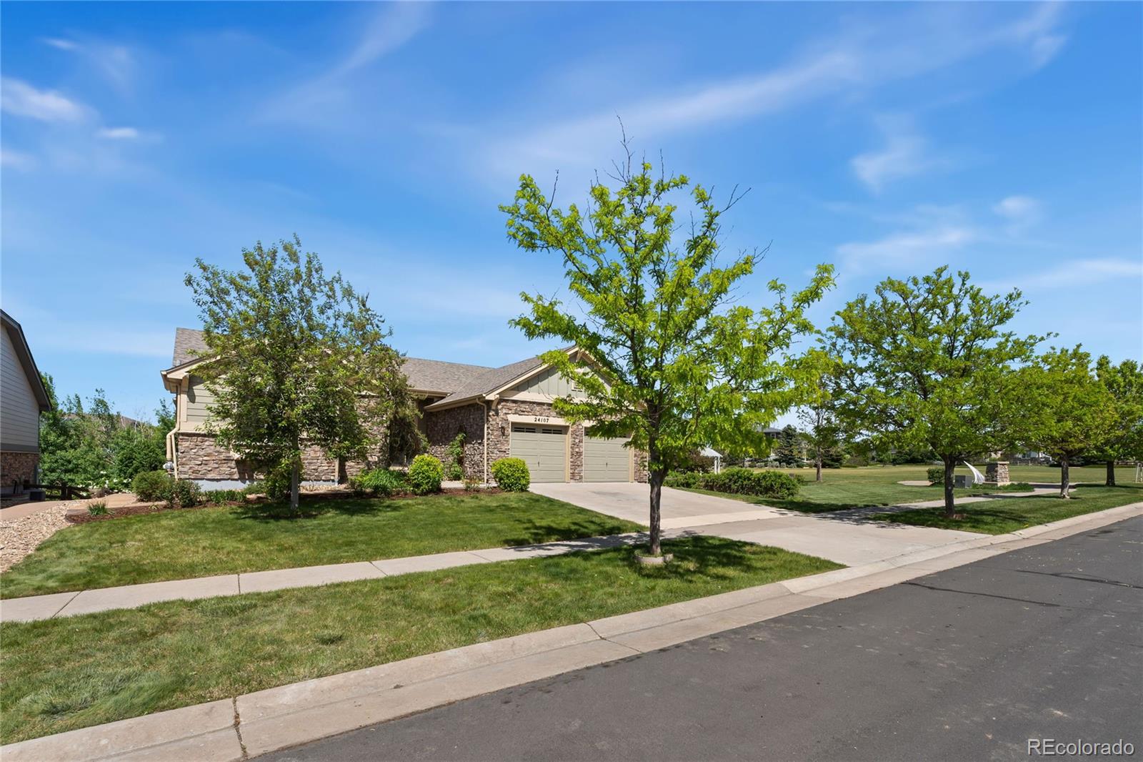 MLS Image #47 for 24107 e 3rd place,aurora, Colorado