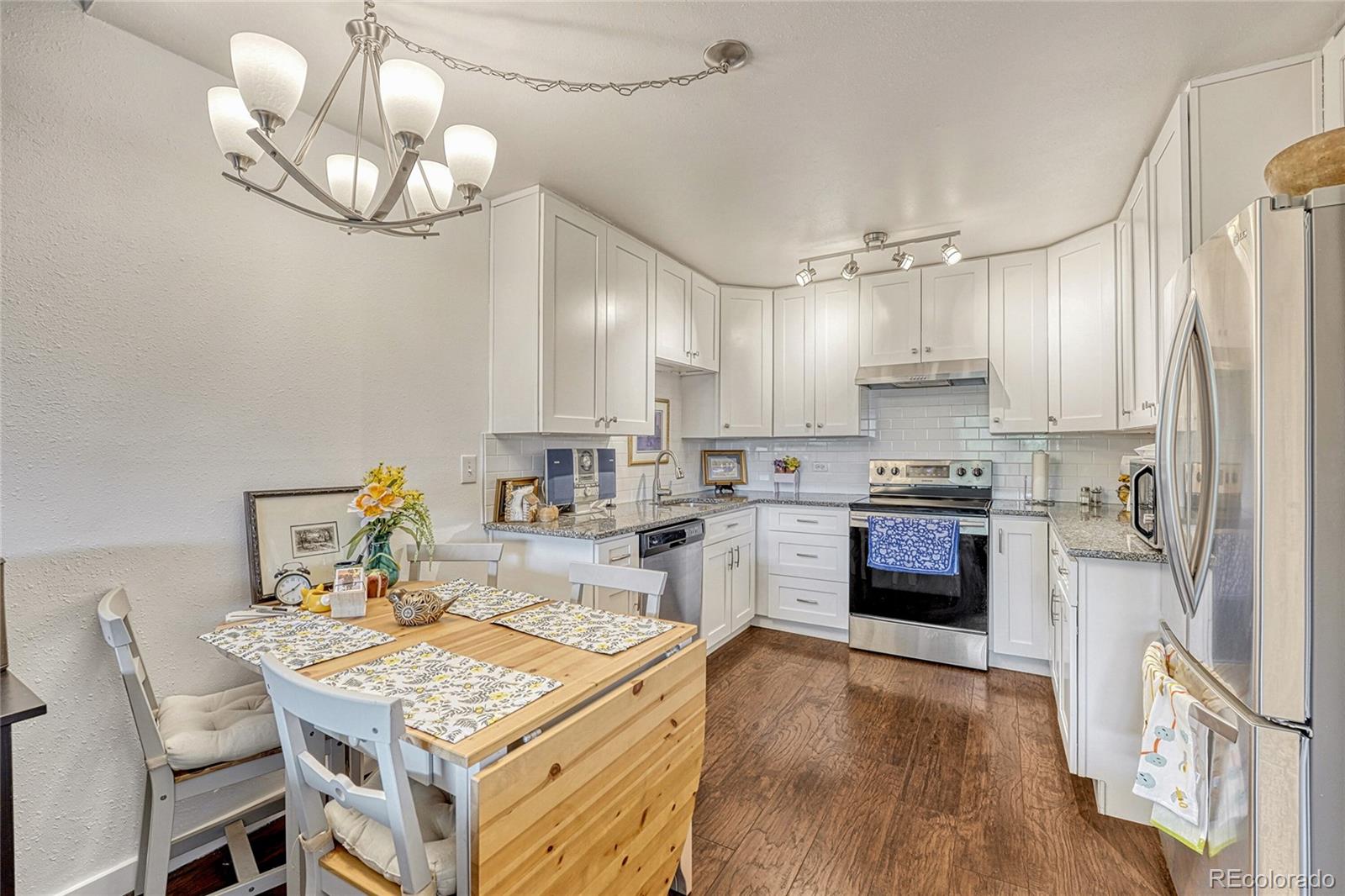 MLS Image #6 for 660 s alton way,denver, Colorado