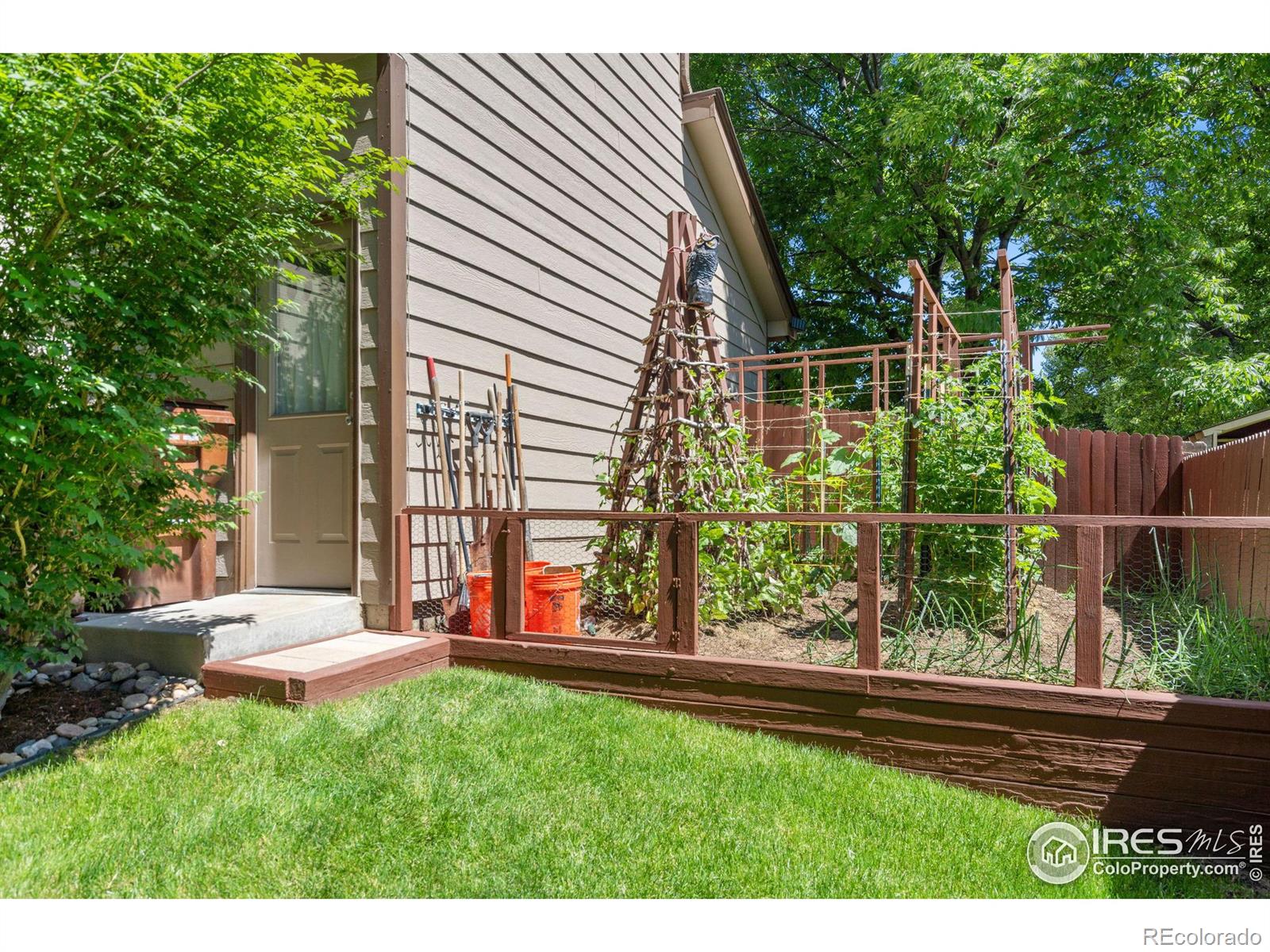 MLS Image #16 for 343  derry drive,fort collins, Colorado
