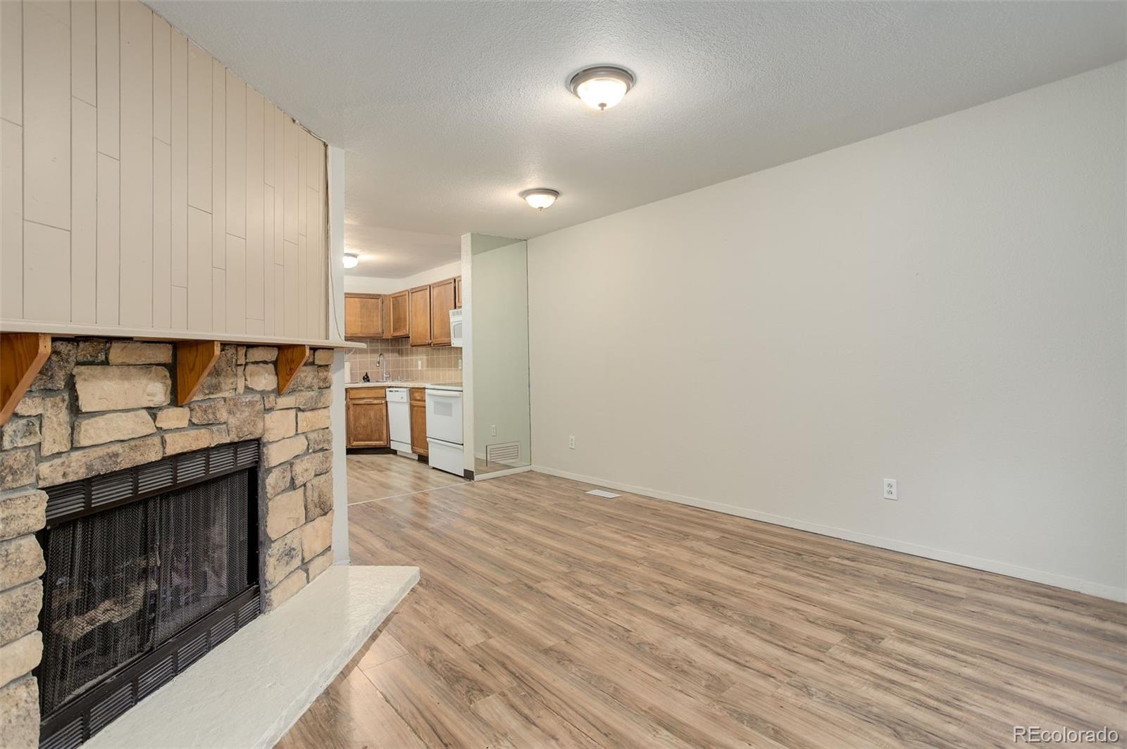 MLS Image #8 for 165 s sable boulevard,aurora, Colorado