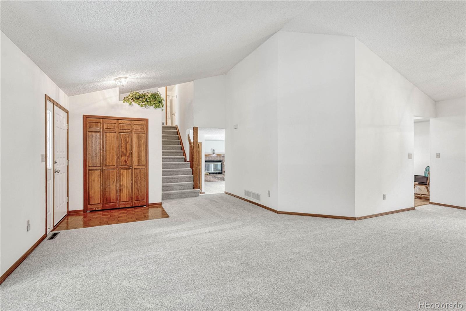 MLS Image #10 for 4926 s crystal street,aurora, Colorado