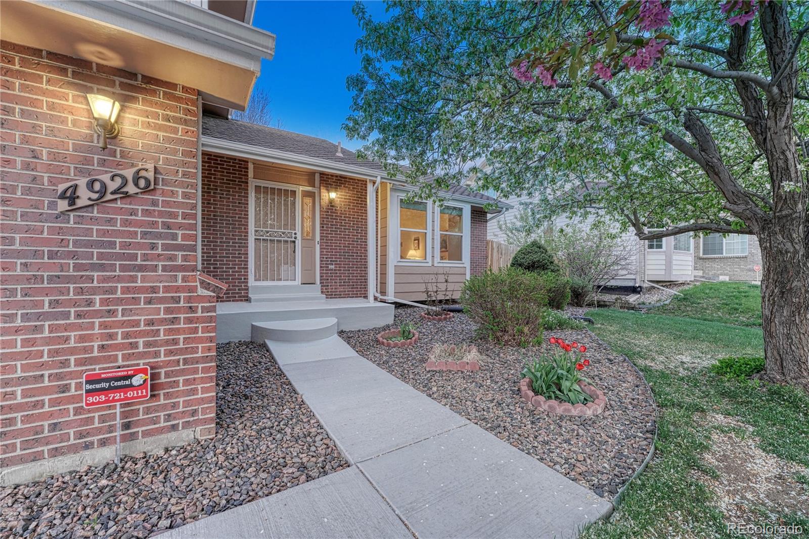 MLS Image #4 for 4926 s crystal street,aurora, Colorado