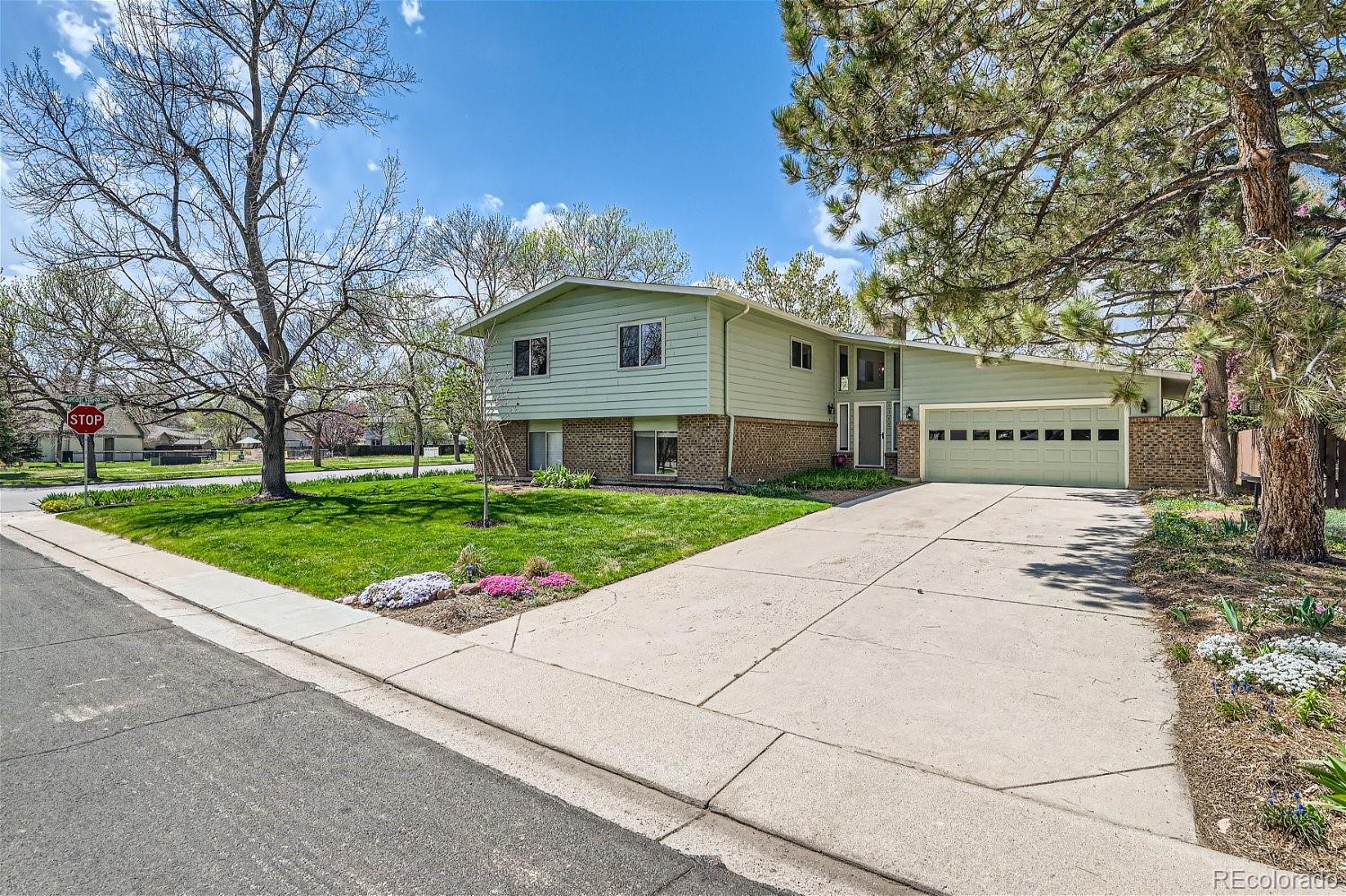 MLS Image #2 for 1315  acropolis drive,lafayette, Colorado