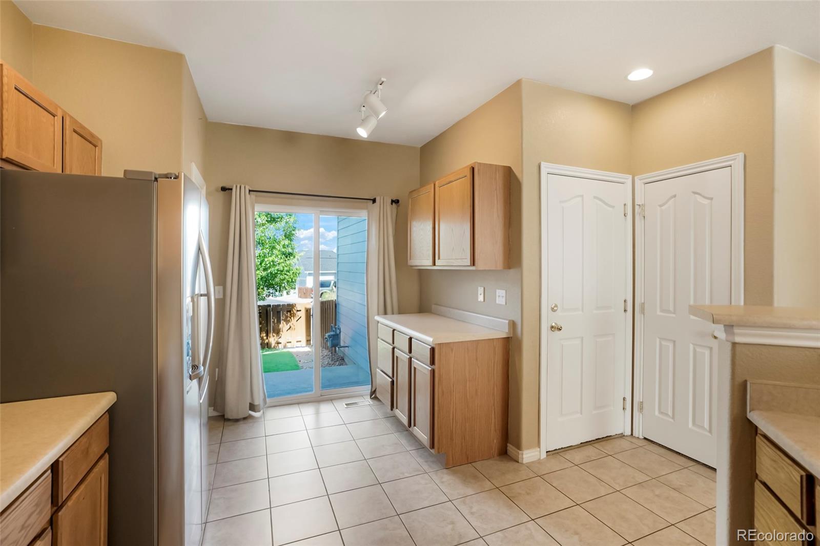 MLS Image #11 for 3014 s walden court,aurora, Colorado