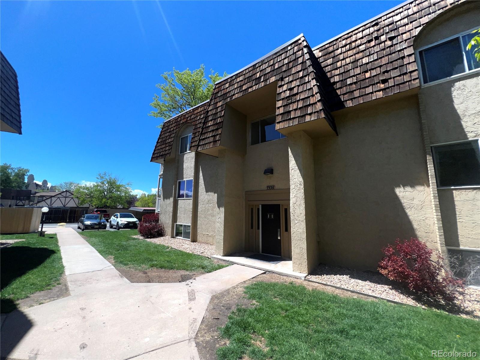 MLS Image #5 for 7335 e quincy avenue,denver, Colorado