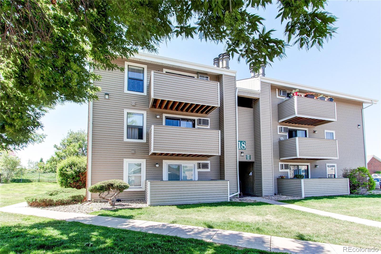 MLS Image #12 for 10150 e virginia avenue,denver, Colorado