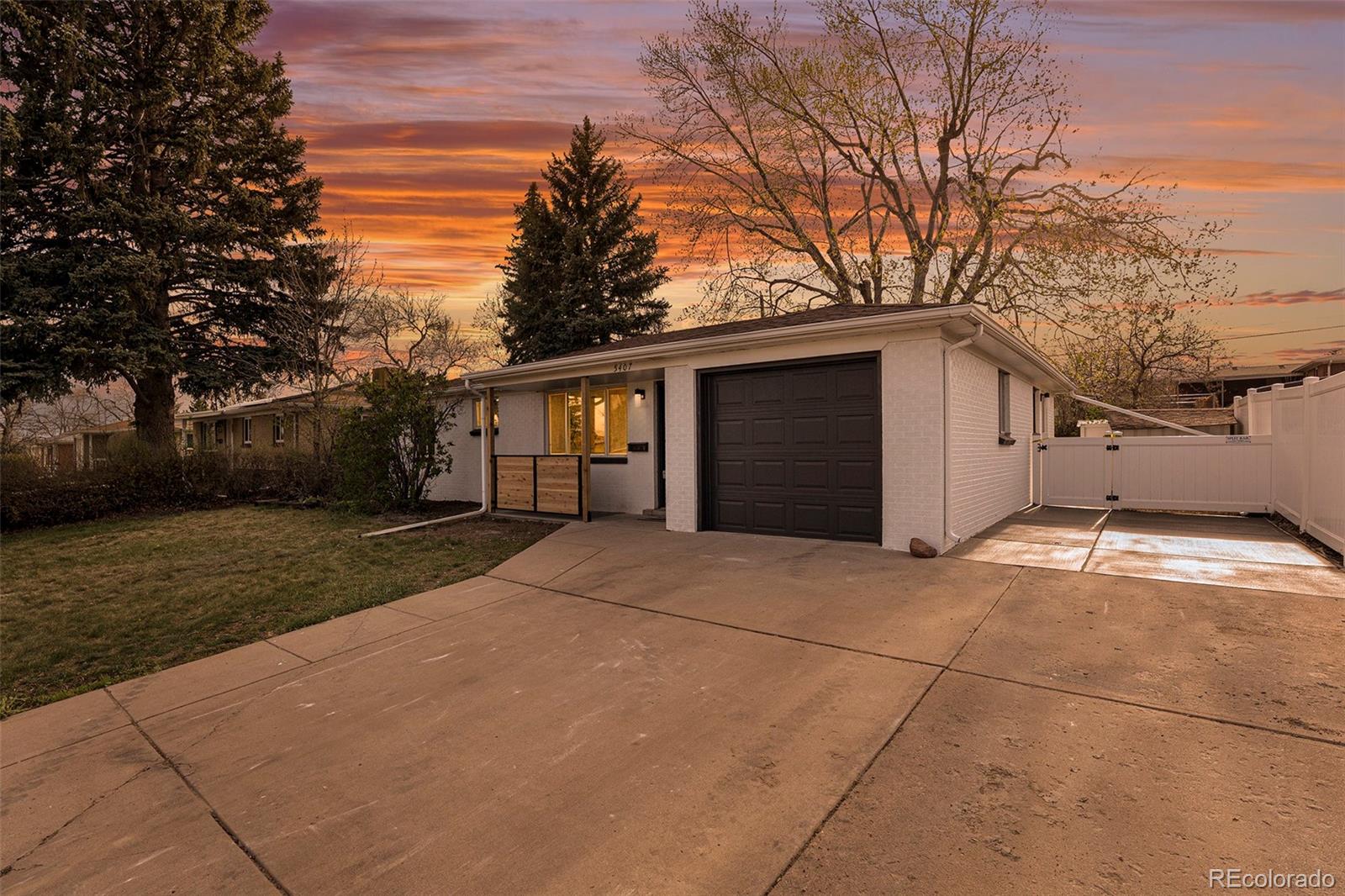 CMA Image for 5407  Iris Street,Arvada, Colorado