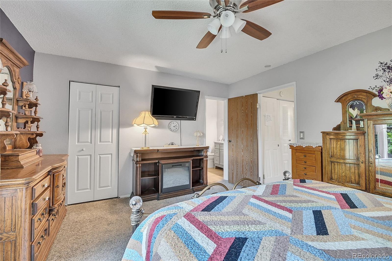 MLS Image #18 for 3407 s ammons street,lakewood, Colorado