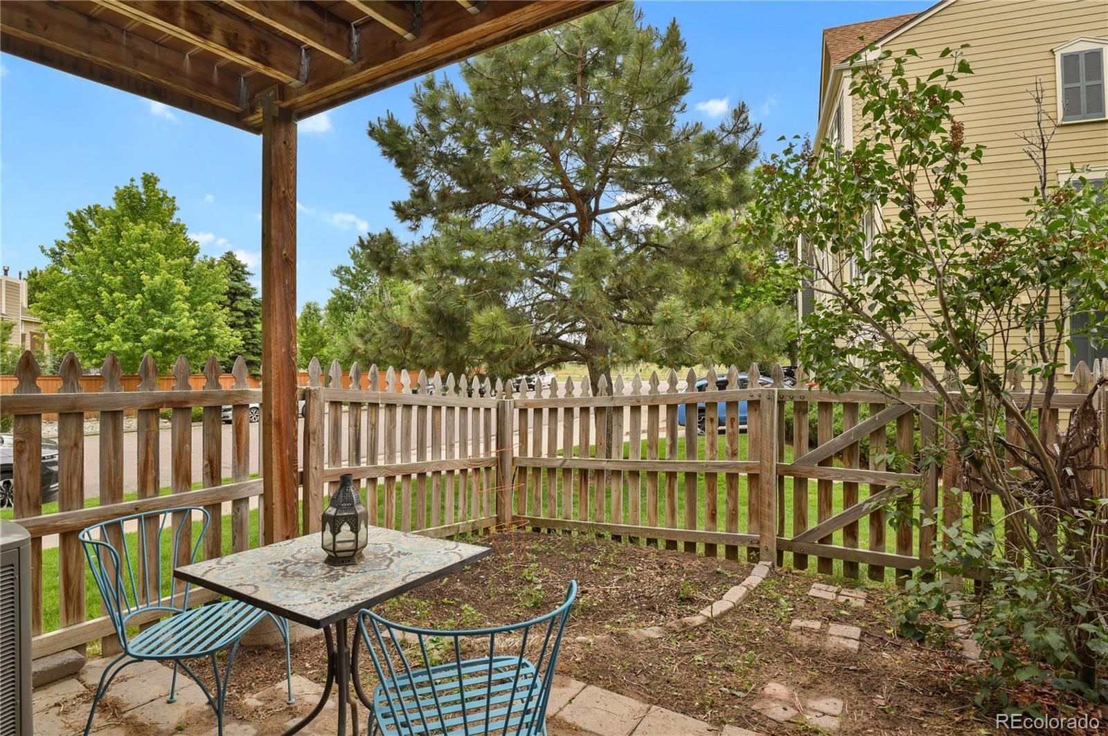 MLS Image #22 for 1699 s trenton street,denver, Colorado