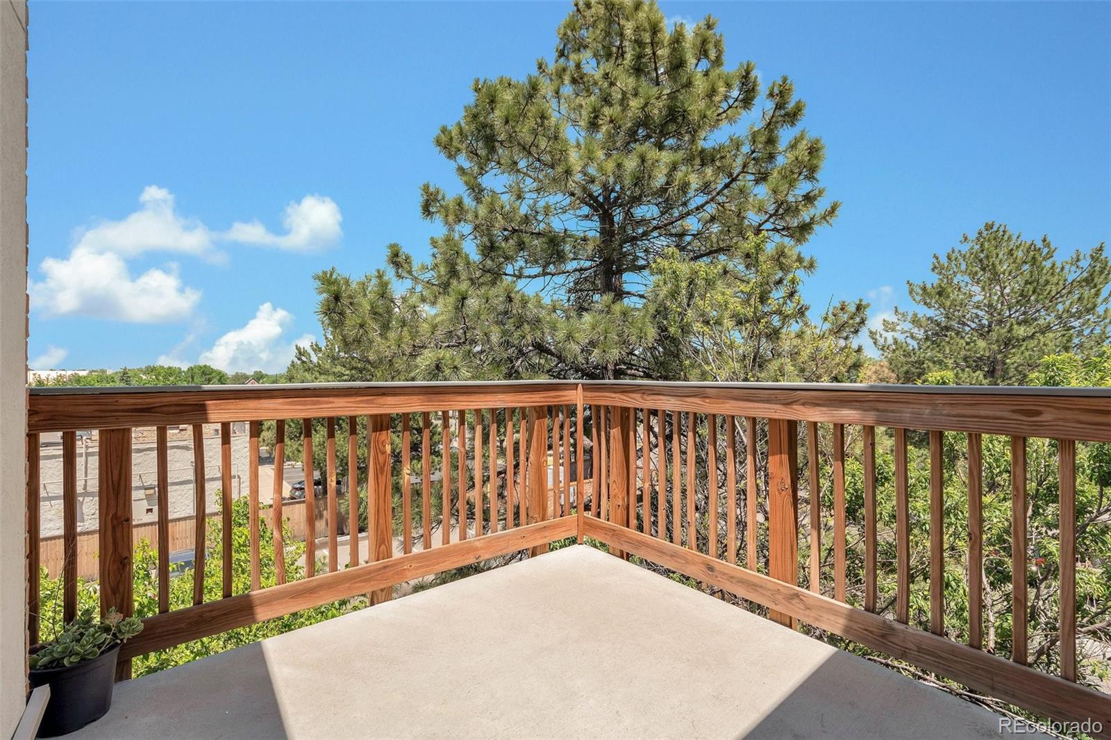 MLS Image #13 for 2835 s monaco parkway,denver, Colorado