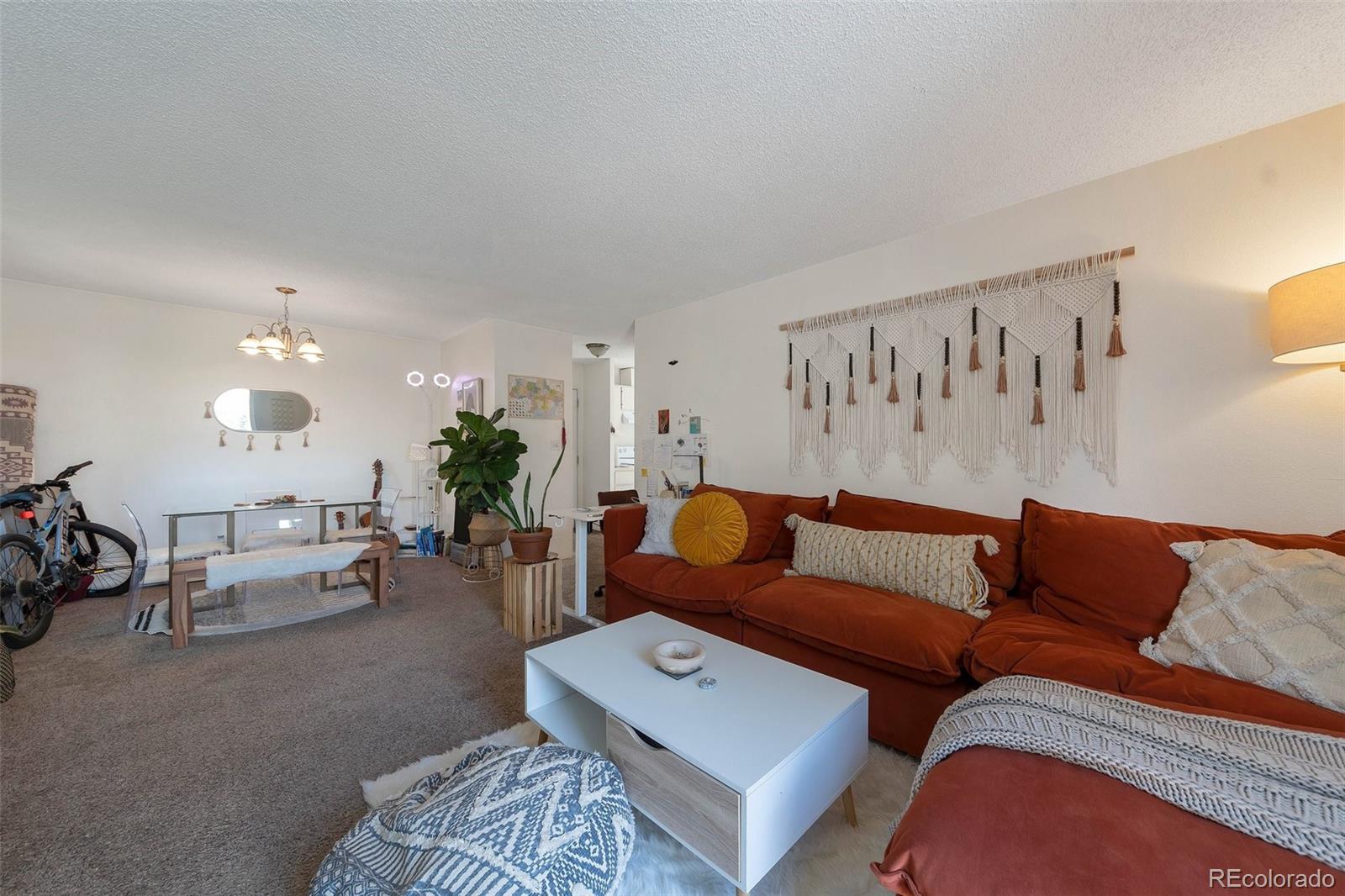 MLS Image #3 for 2835 s monaco parkway,denver, Colorado