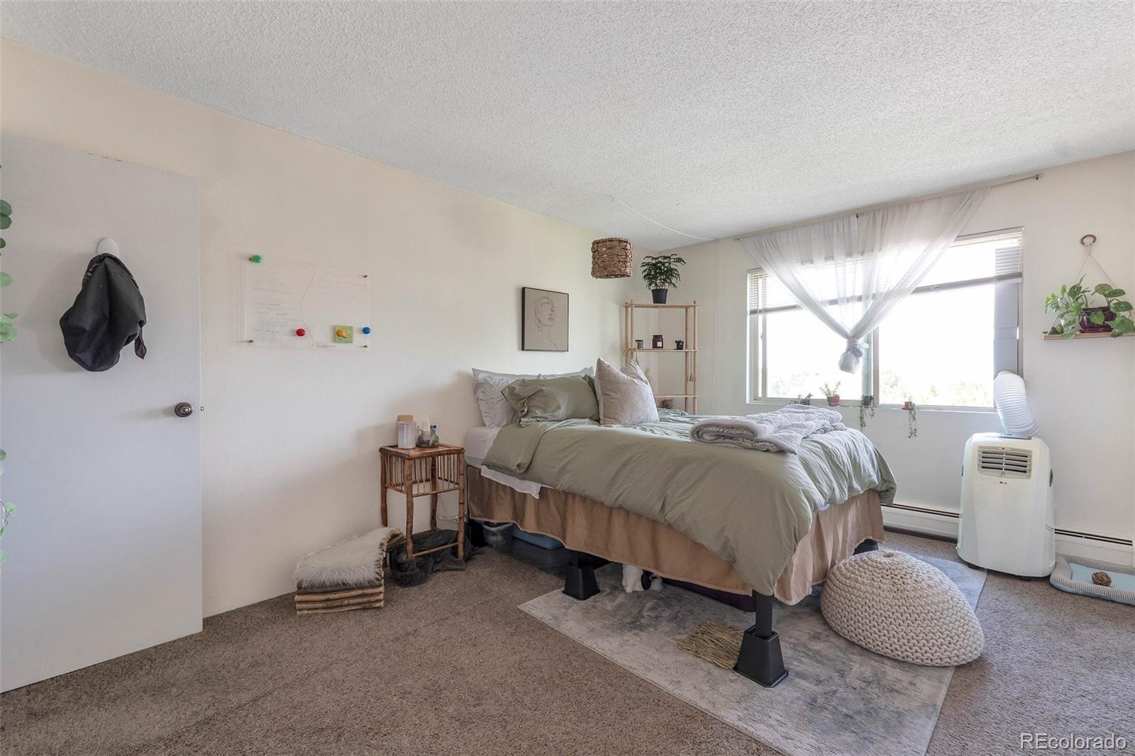 MLS Image #8 for 2835 s monaco parkway,denver, Colorado