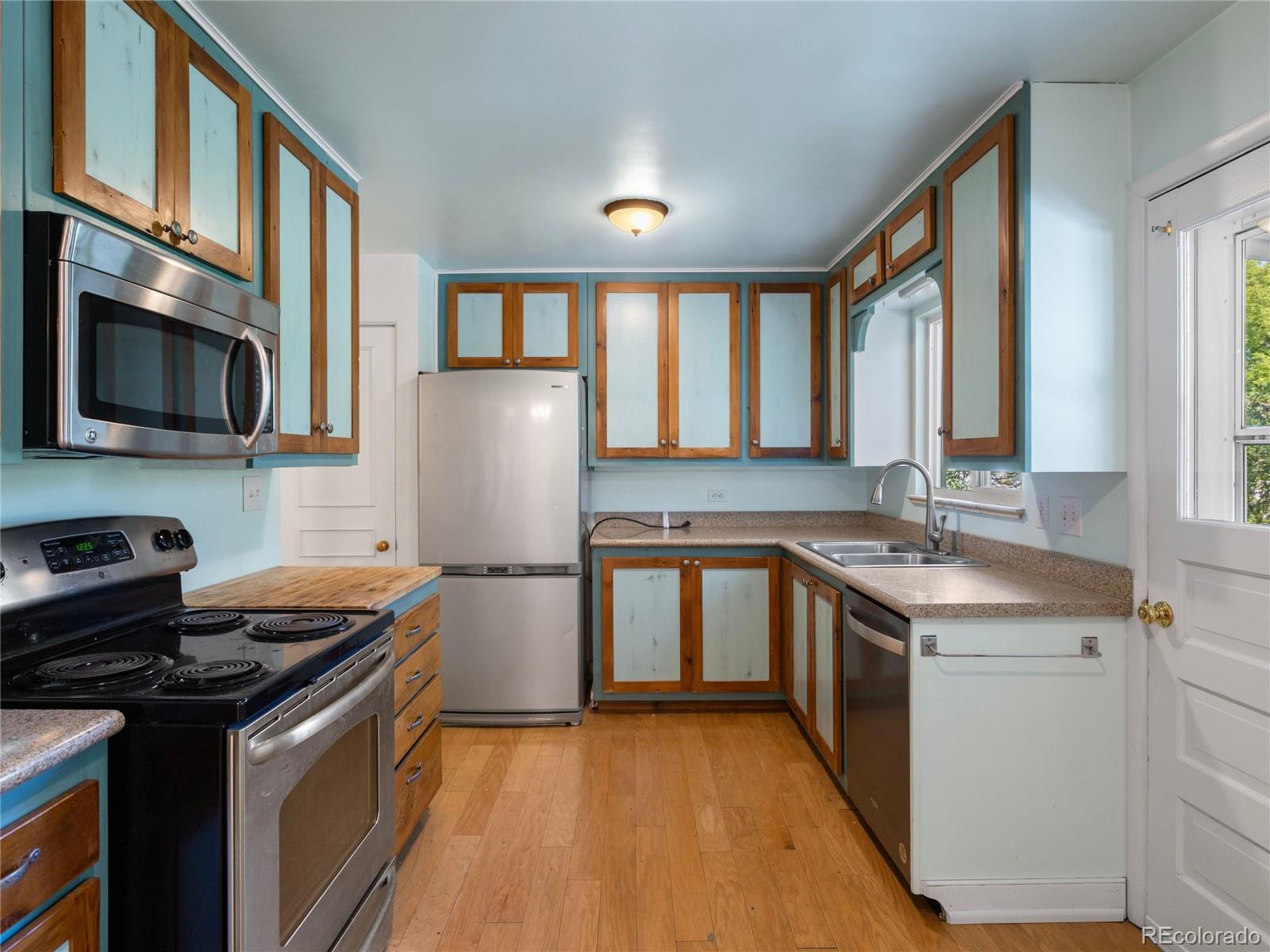 MLS Image #20 for 2570 s jackson street,denver, Colorado