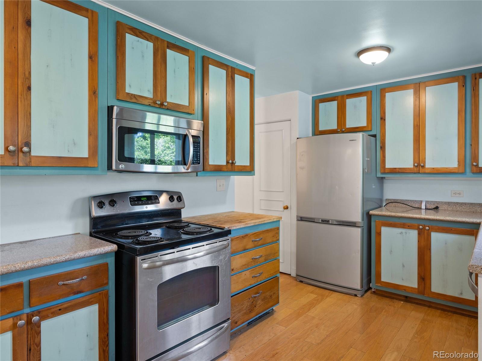 MLS Image #21 for 2570 s jackson street,denver, Colorado