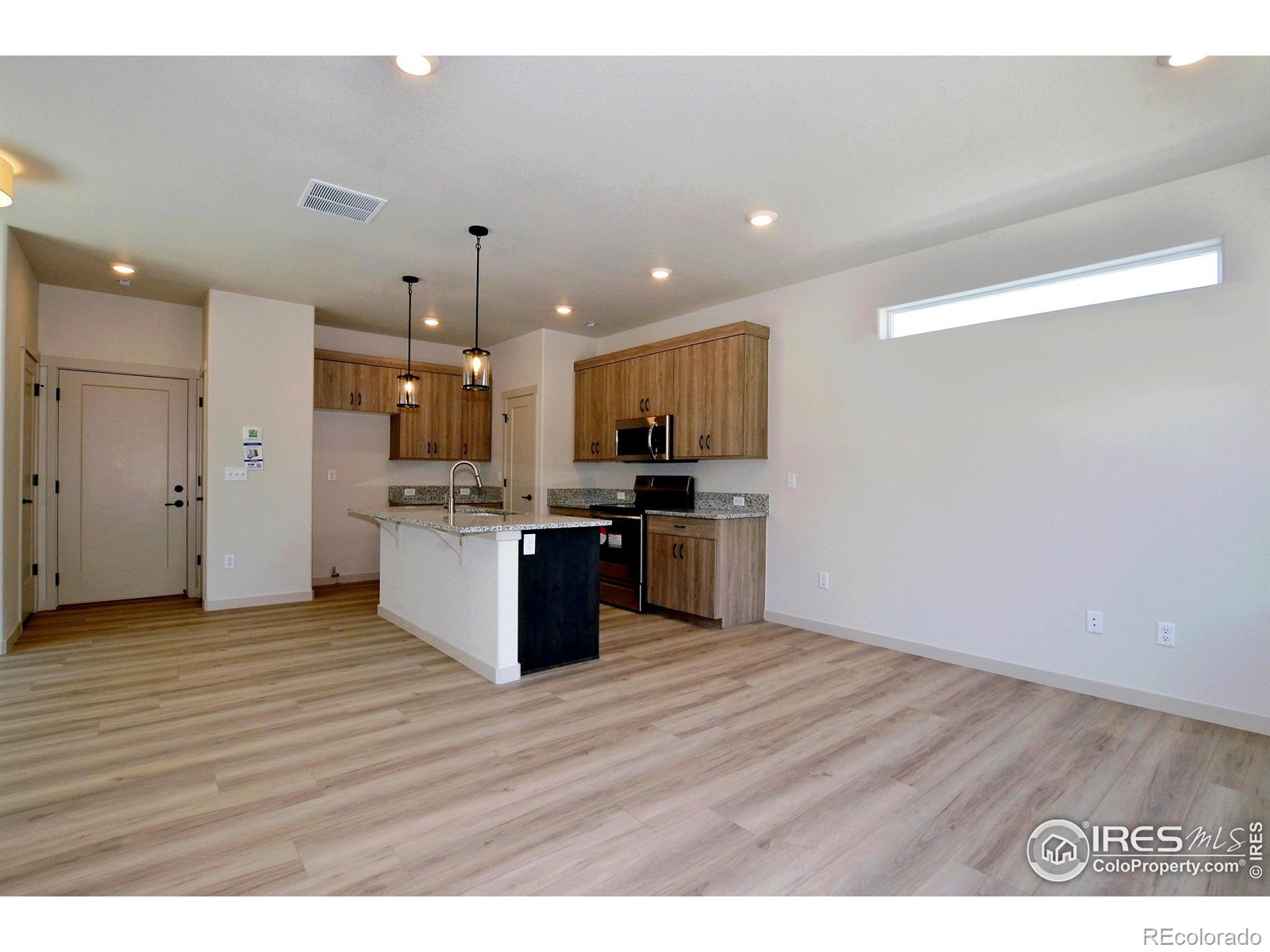 MLS Image #3 for 204 e 4th street,berthoud, Colorado