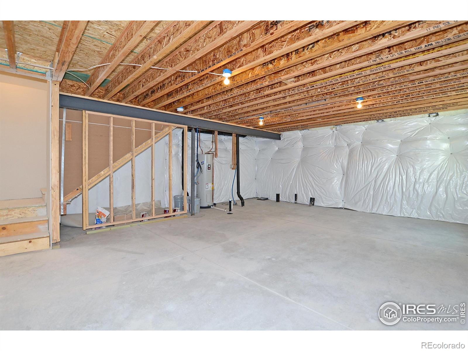 MLS Image #33 for 204 e 4th street,berthoud, Colorado