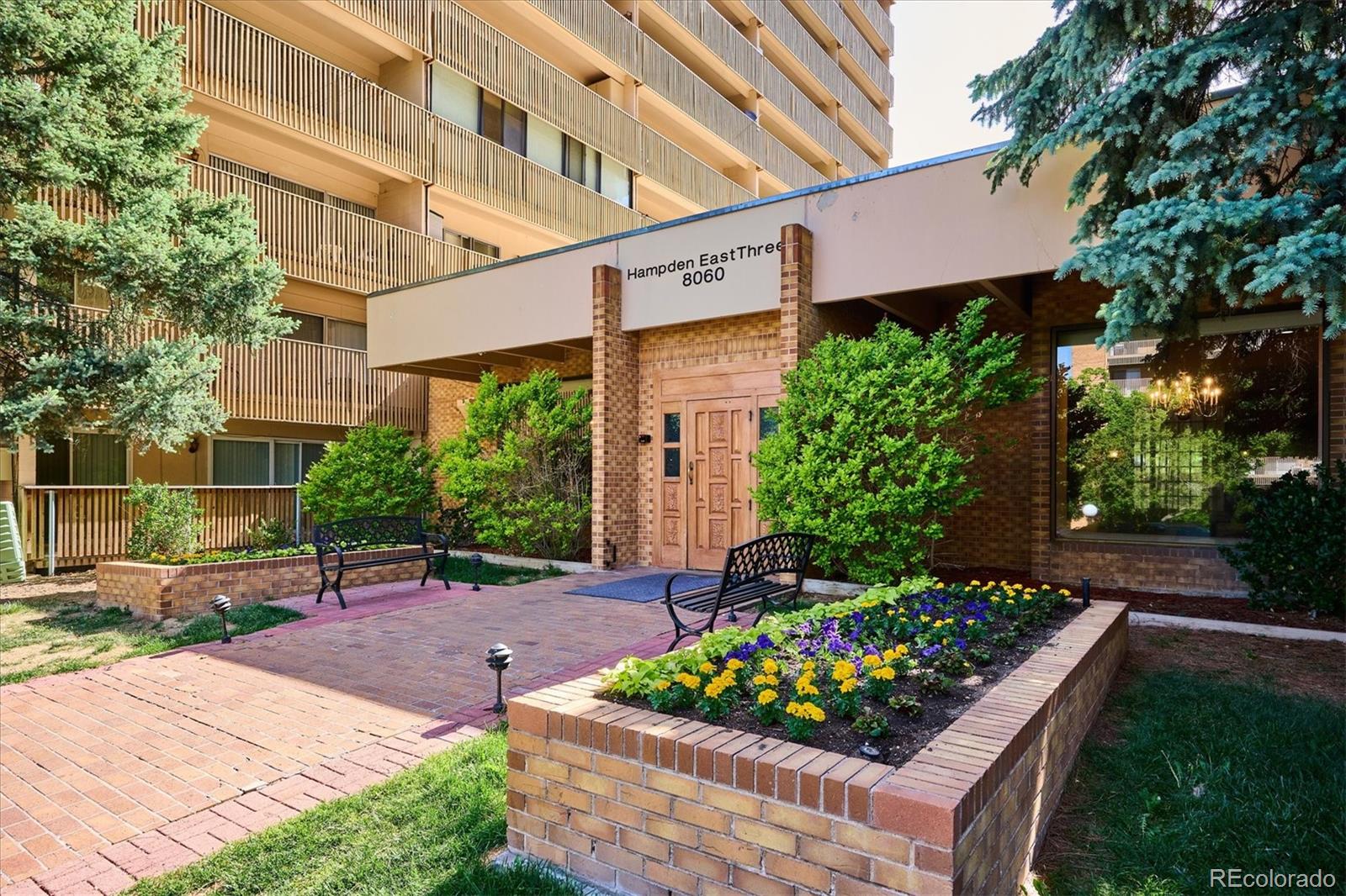 MLS Image #4 for 8060 e girard avenue,denver, Colorado