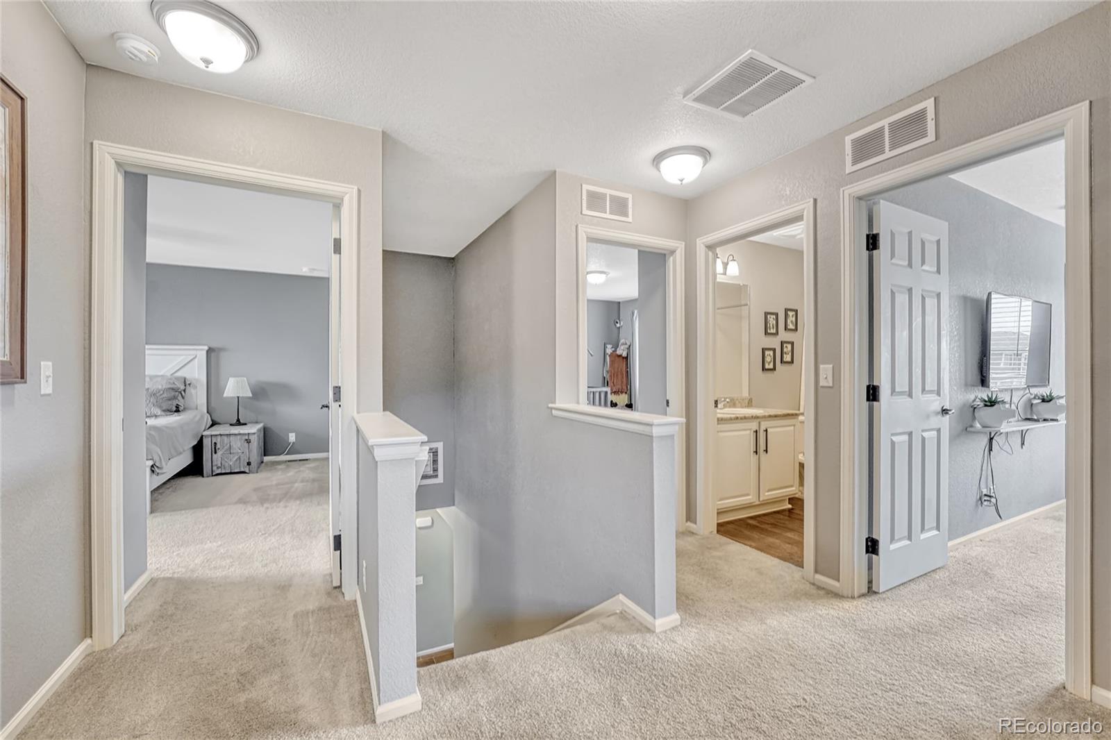 MLS Image #13 for 18206 e 53rd drive,denver, Colorado