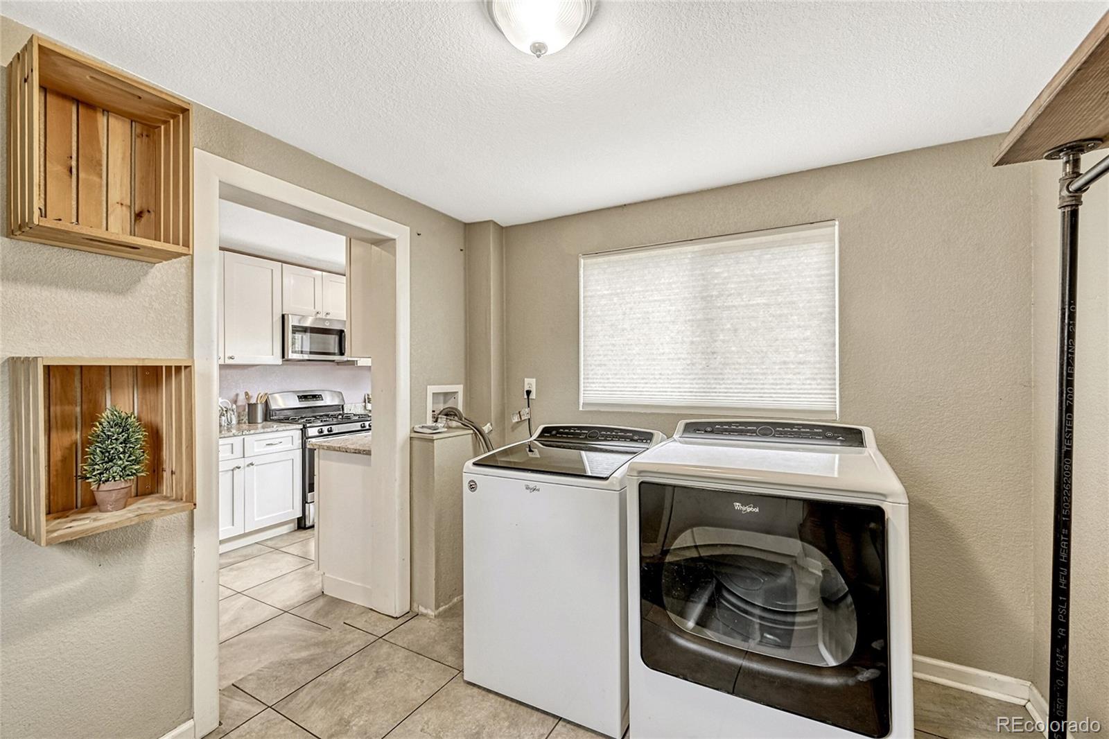 MLS Image #25 for 2201  geneva street,aurora, Colorado