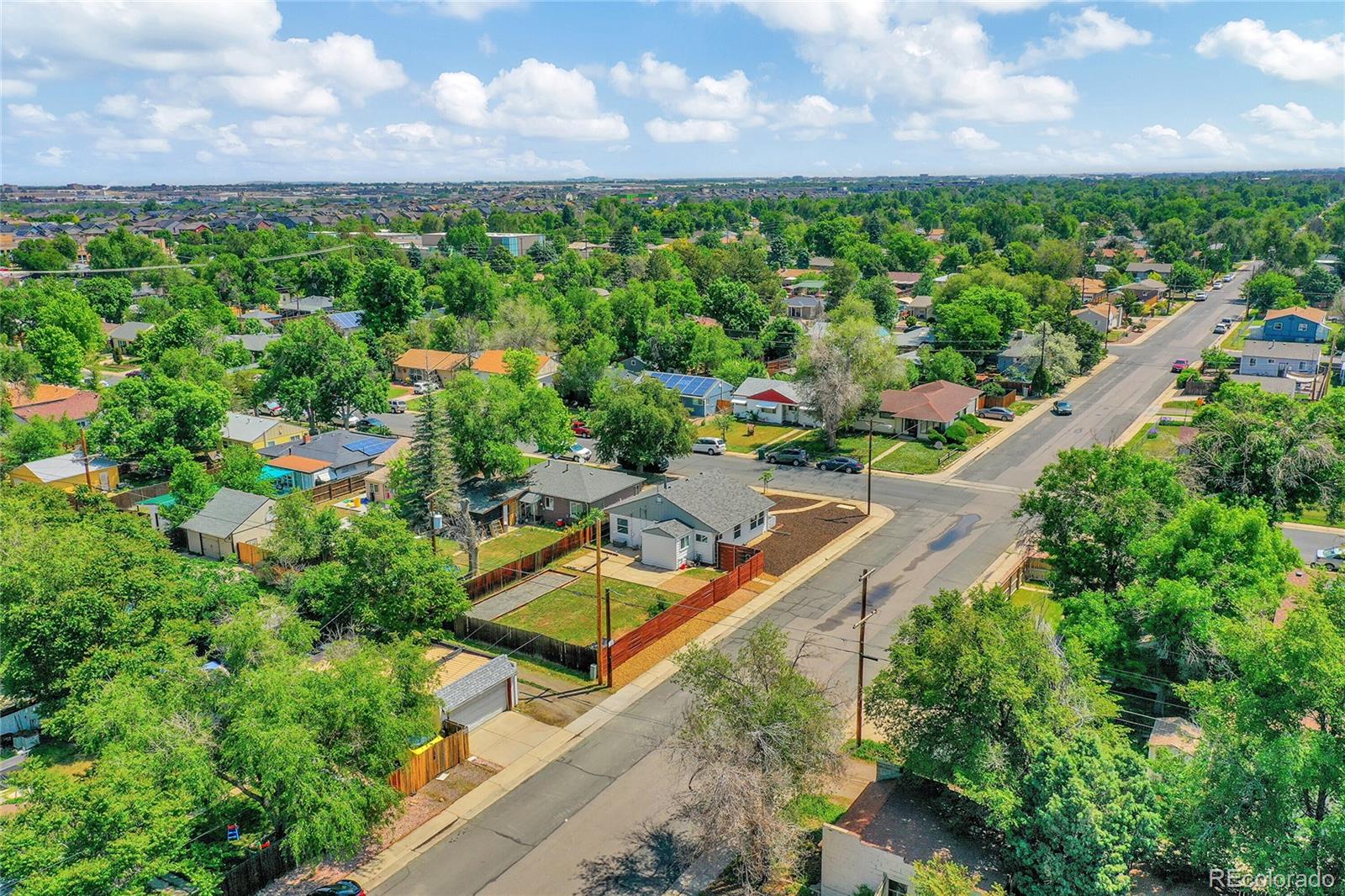 MLS Image #36 for 2201  geneva street,aurora, Colorado