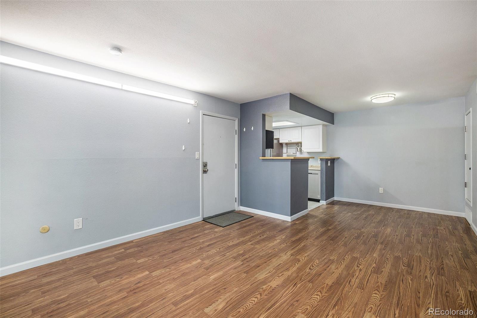 MLS Image #8 for 4400 s quebec street,denver, Colorado