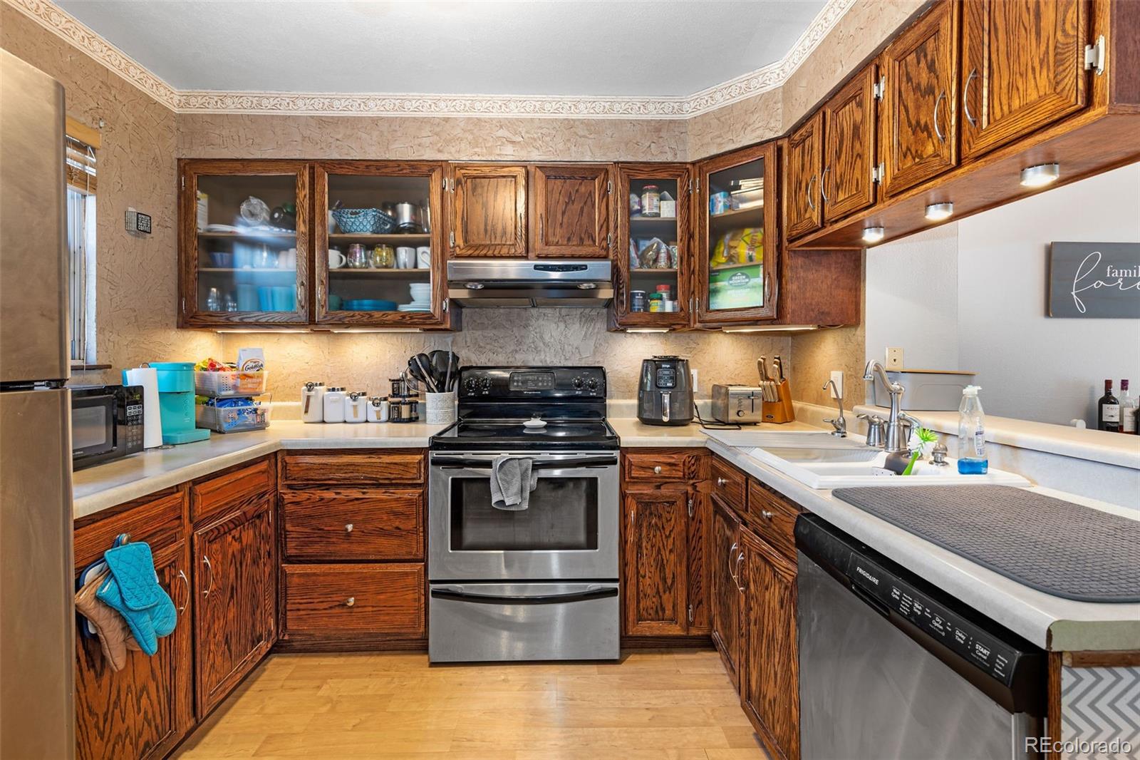 MLS Image #11 for 1811  s quebec way #98 ,denver, Colorado