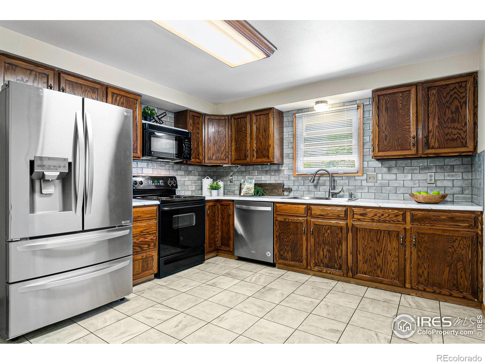 MLS Image #18 for 1218  hunter court,longmont, Colorado