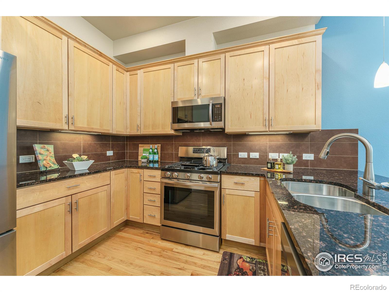 MLS Image #13 for 2226 e hecla drive,louisville, Colorado