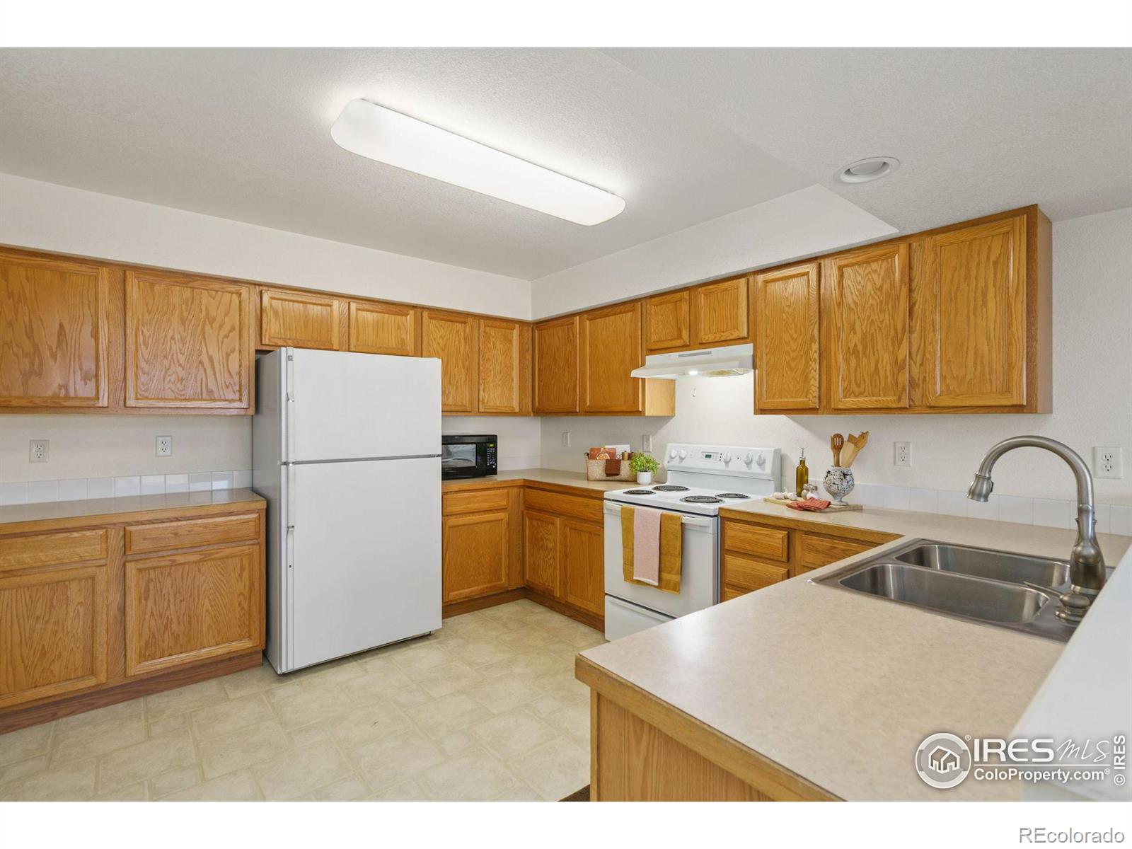 MLS Image #6 for 3808  partridge court,evans, Colorado