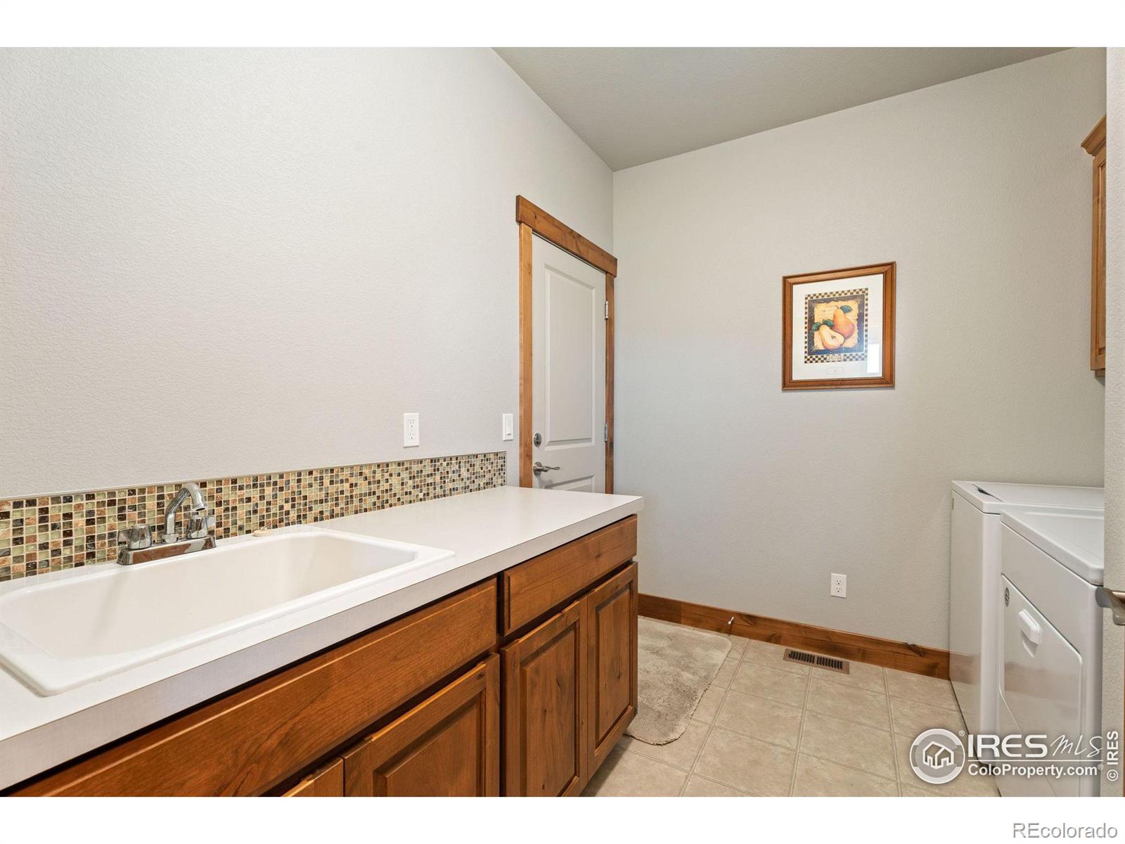 MLS Image #9 for 3687  saguaro drive,loveland, Colorado