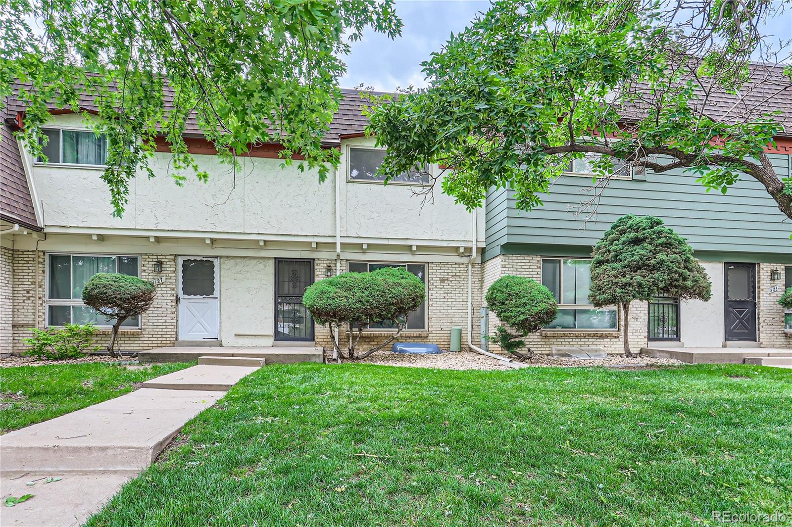 MLS Image #1 for 1125 s monaco parkway,denver, Colorado