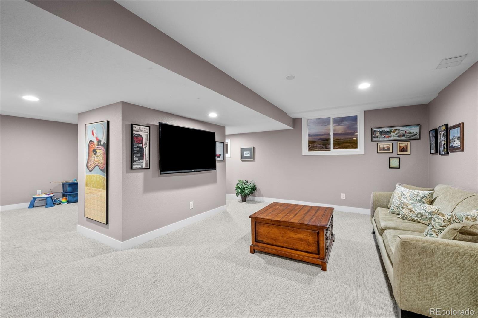 MLS Image #32 for 2800 s university boulevard,denver, Colorado