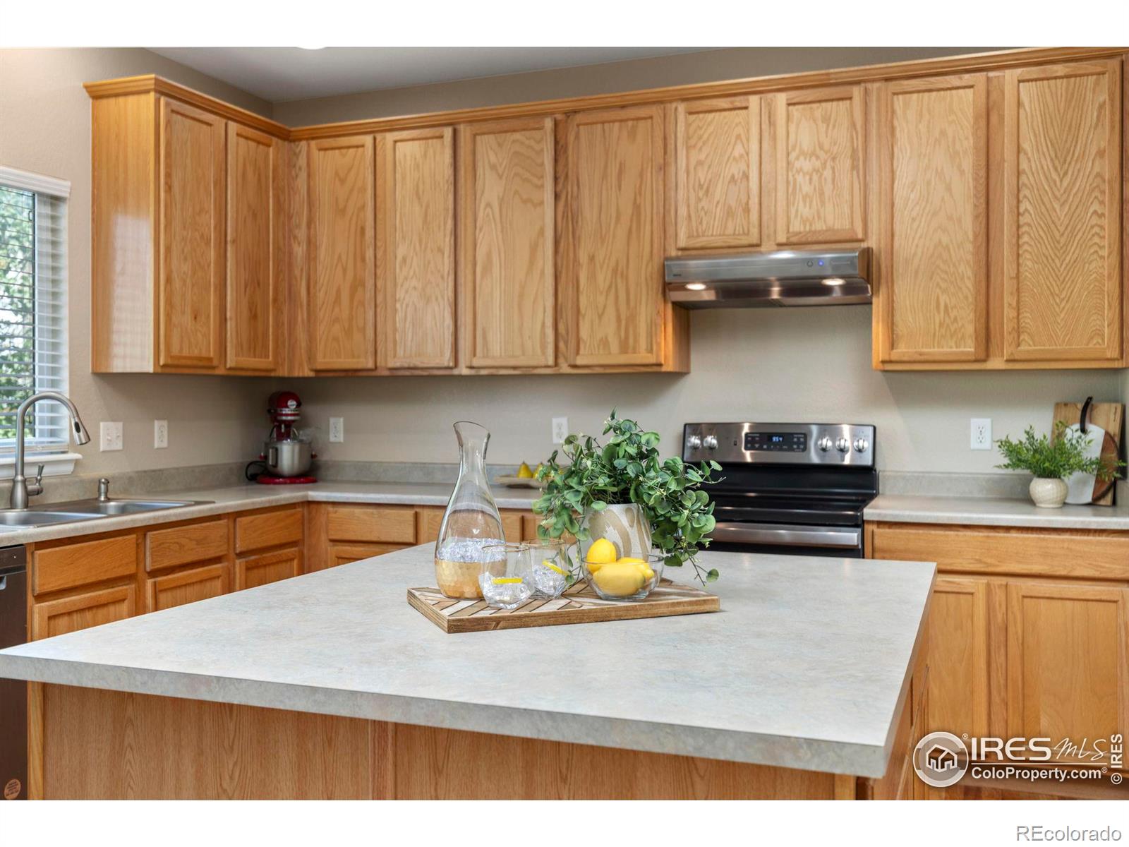 MLS Image #13 for 432  frontier lane,johnstown, Colorado