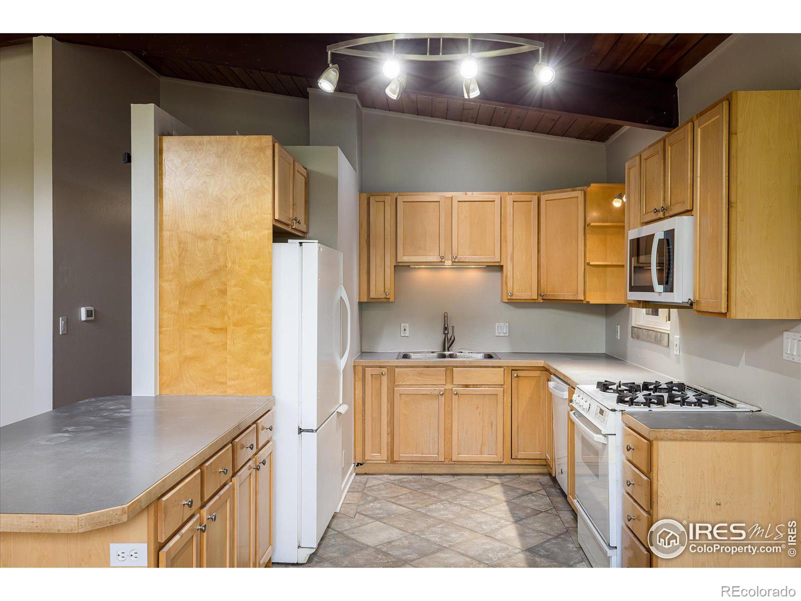 MLS Image #11 for 730  39th street,boulder, Colorado