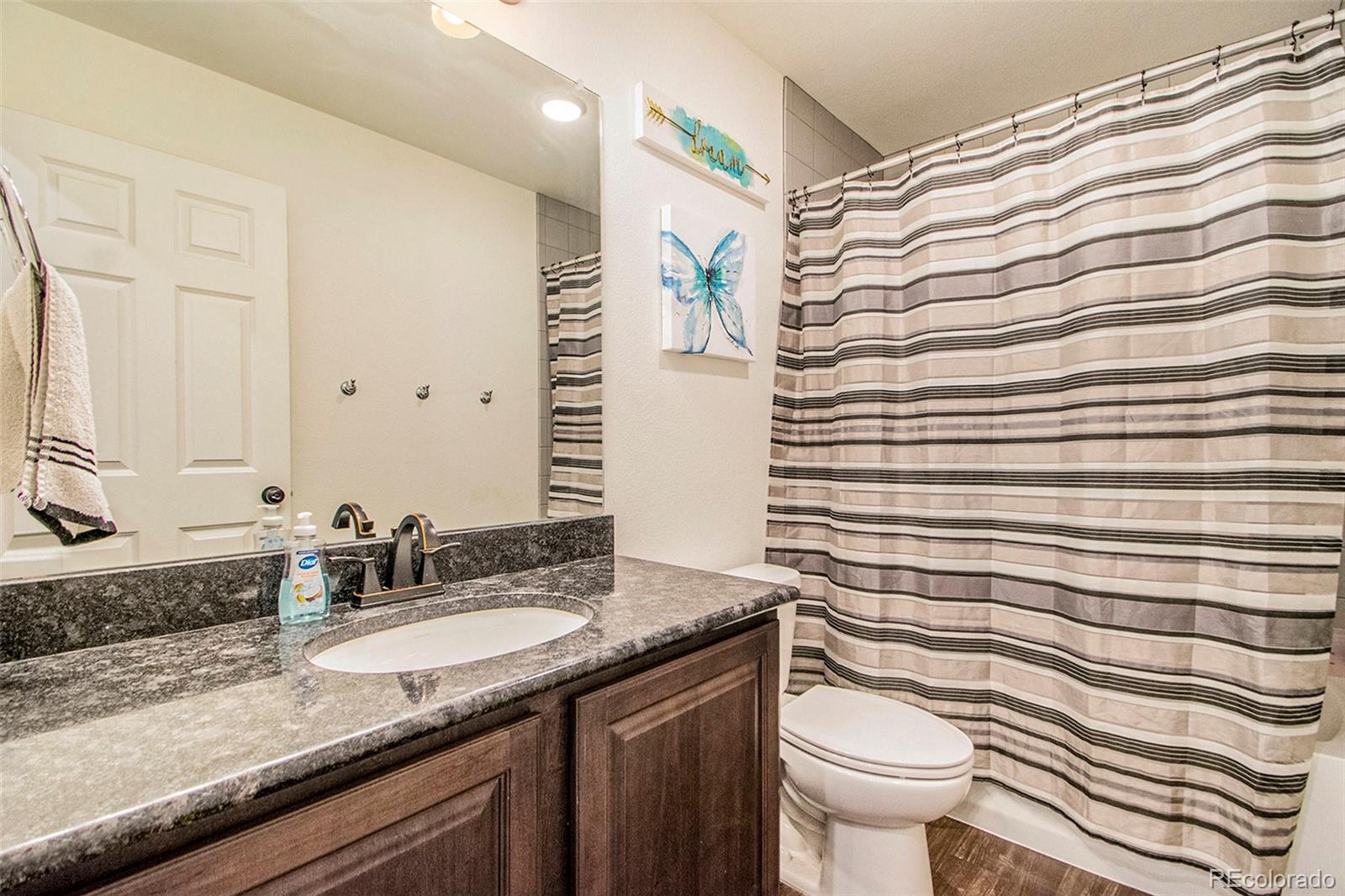 MLS Image #17 for 145 s newcastle way,aurora, Colorado