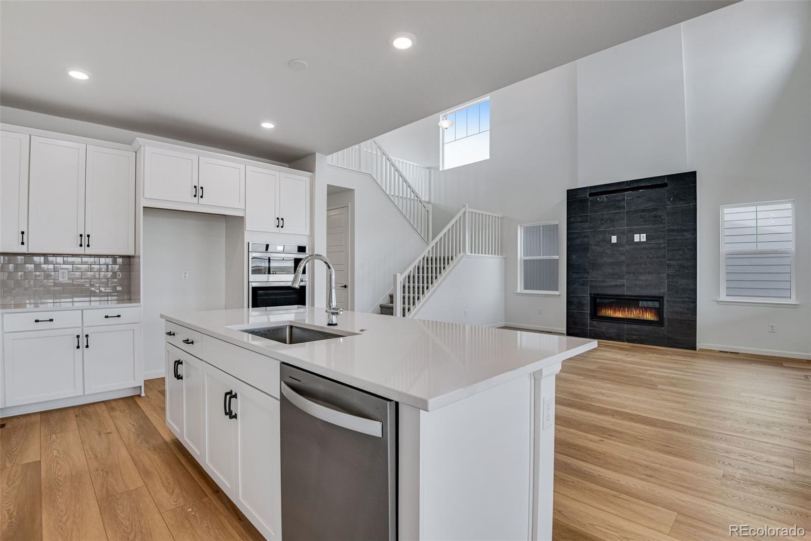 MLS Image #3 for 3452 n gold bug court,aurora, Colorado