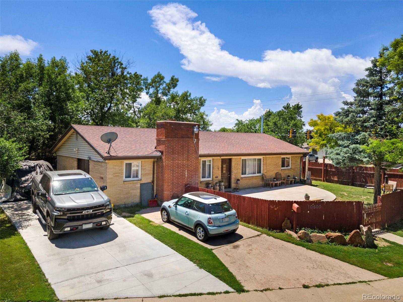 CMA Image for 826  iola street,Aurora, Colorado